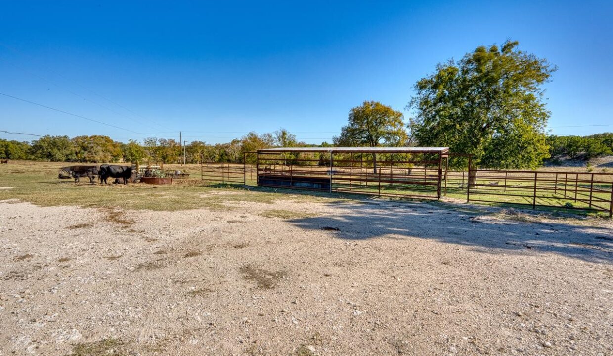 Firefly-Ranch_Bell-County-Structure_Property2