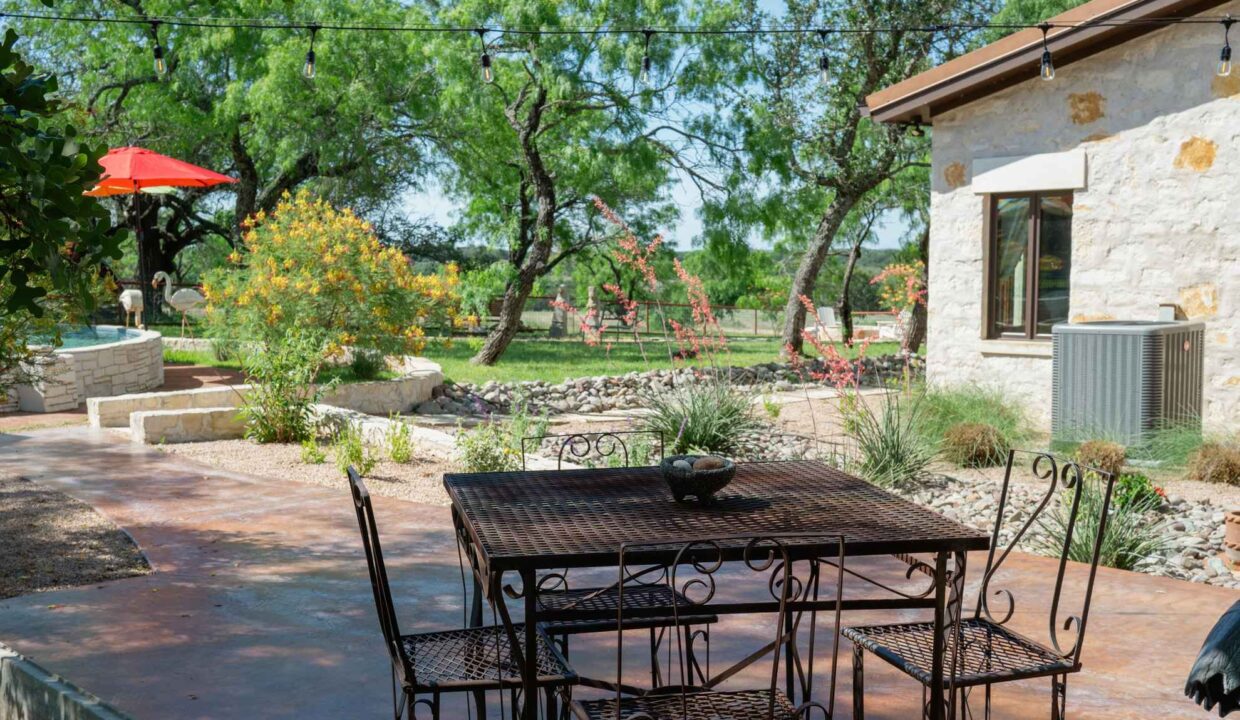 RACE-RANCH-Exterior-Property10