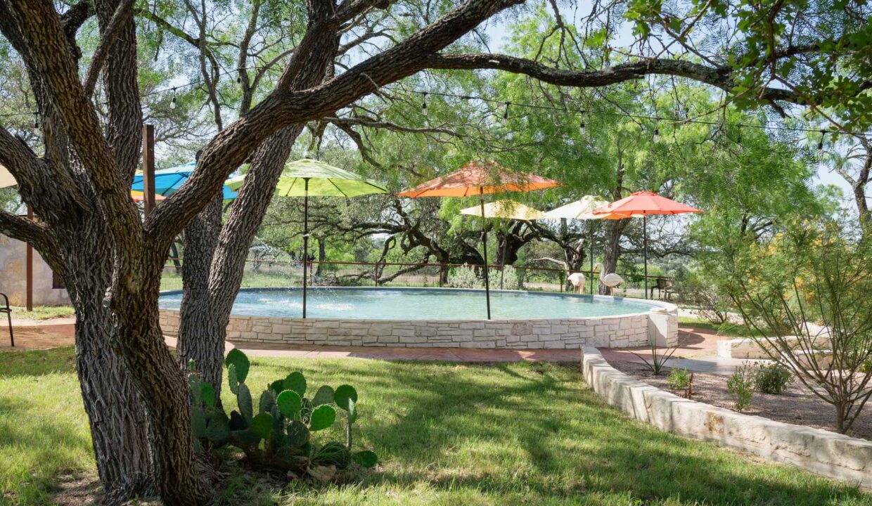 RACE-RANCH-Exterior-Property8