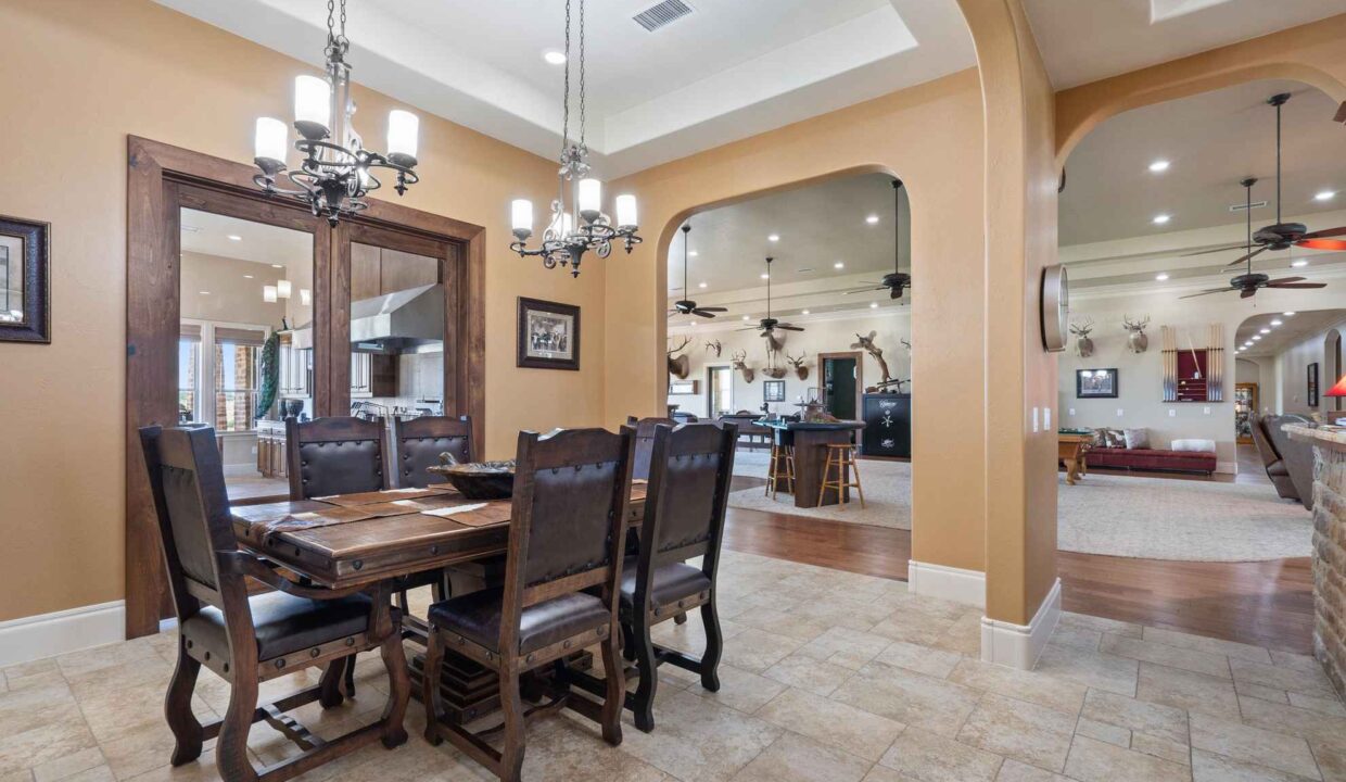 Underwood_Ranch-Lampasas County-Ranch_House-Interior-Dining_Room1