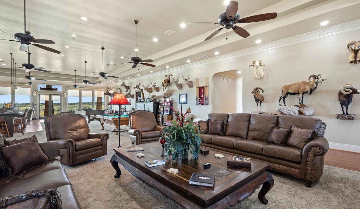 Underwood_Ranch-Lampasas County-Ranch_House-Interior-Game_Room4