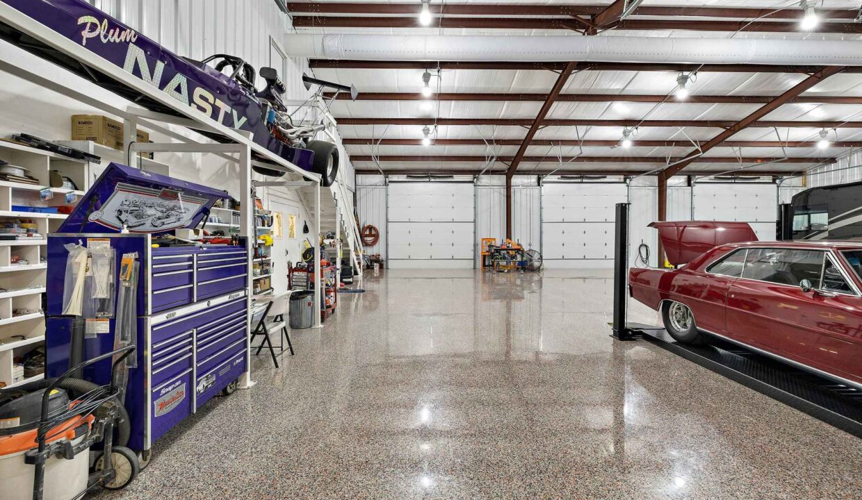 Underwood_Ranch-Lampasas County-Ranch_House-Interior-Garage5