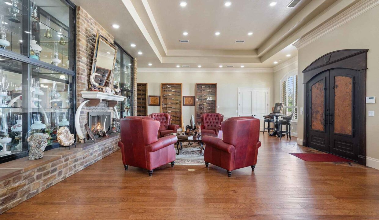 Underwood_Ranch-Lampasas County-Ranch_House-Interior-Sitting_Room1